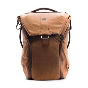 NWOT Peak Design 20 L Everyday Packpack